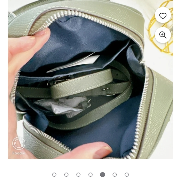 Coach Sydney - Picture 4 of 4